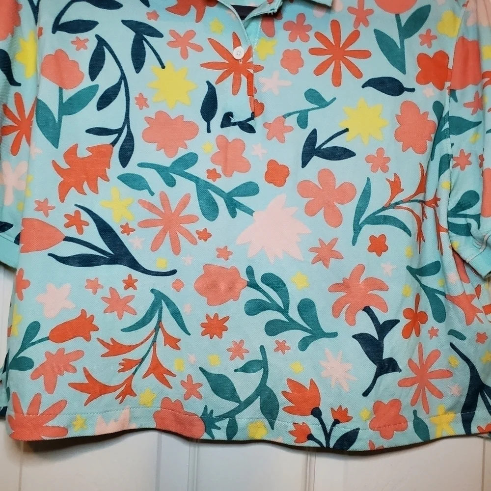 Nike Women's Floral Print Cropped Golf Polo Size M